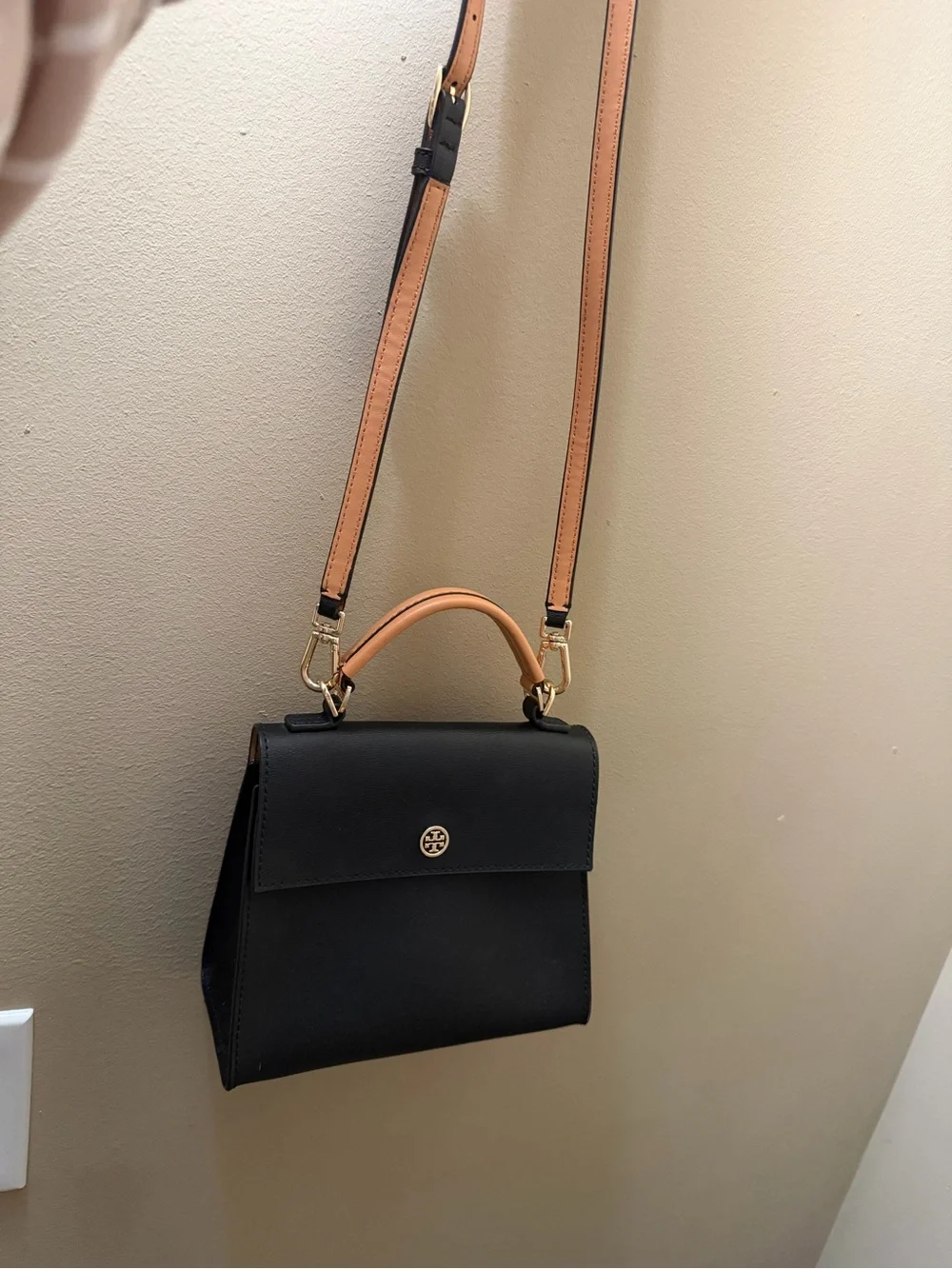 Tory Burch Black Leather Top-Handle Crossbody Bag - Picture 2 of 10